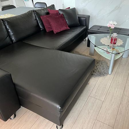 Johnys Apartment Ostrava Dış mekan fotoğraf